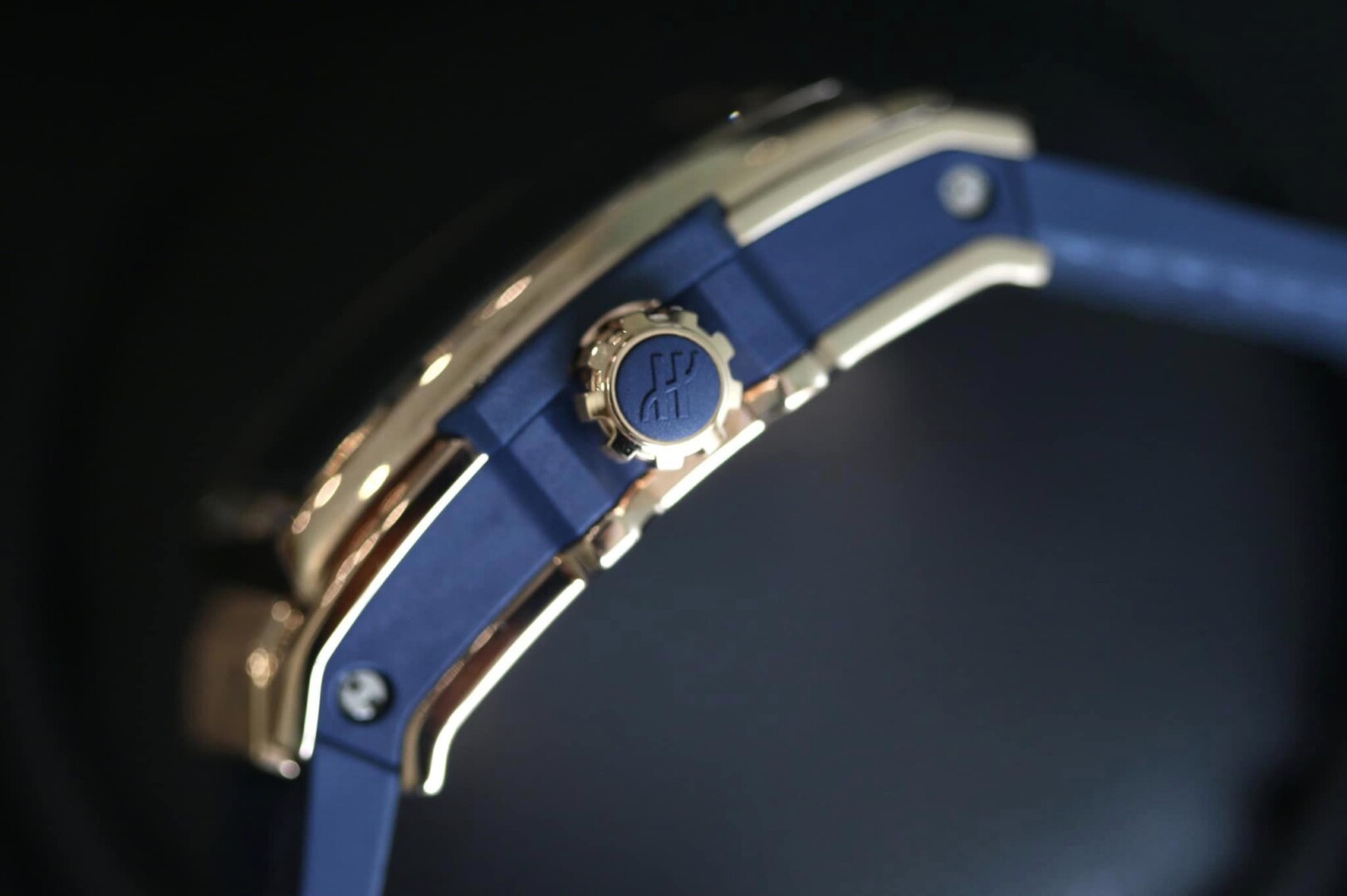 Đồng Hồ Hublot Spirit Of Big Bang King Gold Diamonds 39mm 5