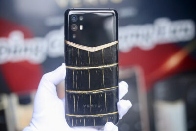 iVertu 5G 18K Gold Diamonds bọc vàng kim cương đẹp 99%