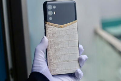 iVertu 5G 18K Gold Diamonds bọc vàng kim cương đẹp 99%