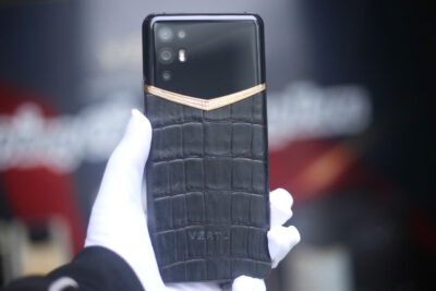 iVertu 5G 18K Gold Diamonds bọc vàng kim cương đẹp 99%