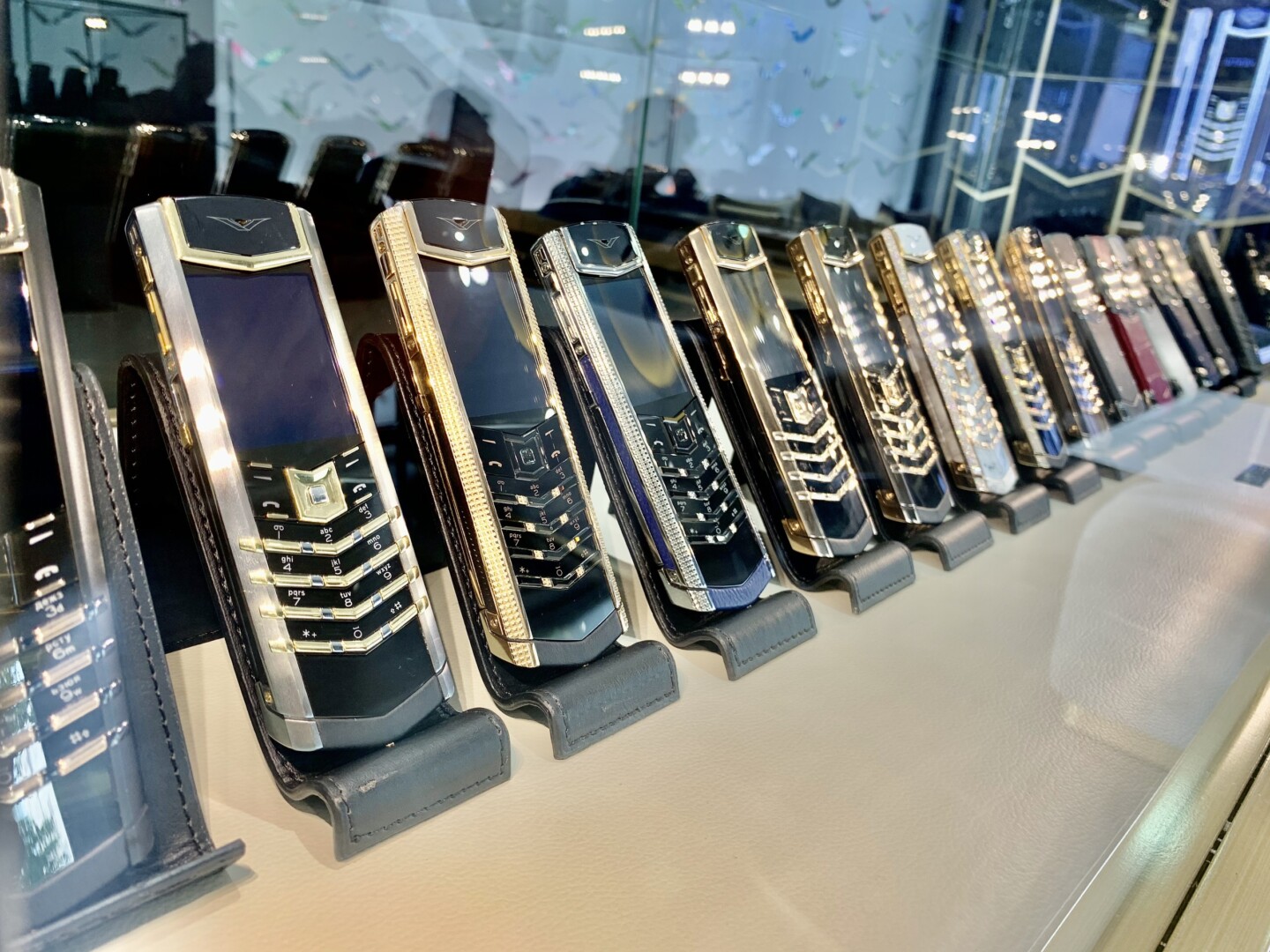 Vertu Signature S