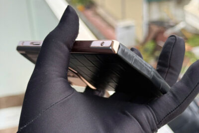 Vertu Aster P mạ vàng da cá sấu đen