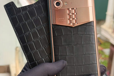 Vertu Aster P mạ vàng da cá sấu đen
