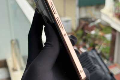 Vertu Aster P mạ vàng da cá sấu đen