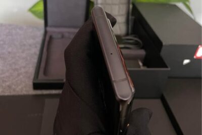 Vertu Meta1 Viền Gold – Da Cá Sấu Bạch Tạng