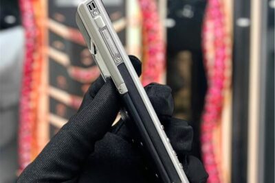 Vertu Signature V Stainless Steel Pure Silver lướt đẹp