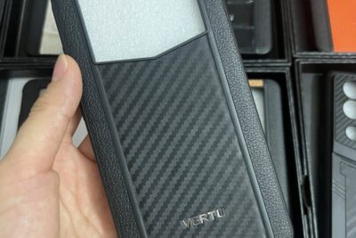 Ốp lưng Meta Vertu 1 và Metavertu 2