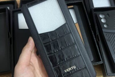 Ốp lưng Meta Vertu 1 và Metavertu 2